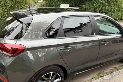 Hyundai i30 107.432 km 17.900 &euro; Stuttgart 70597