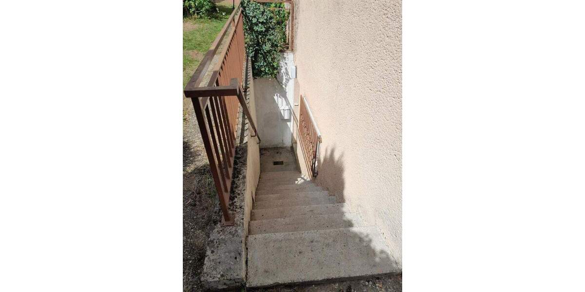 Reihenendhaus Stuttgart Möhringen - 8 Zimmer, 200 m&sup2;, 900.000&euro; | Angebot:25657439