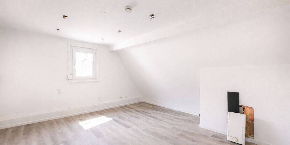 Doppelhaushälfte Stuttgart Degerloch - 6 Zimmer, 97 m&sup2;, 350.000&euro; | Angebot:26569595