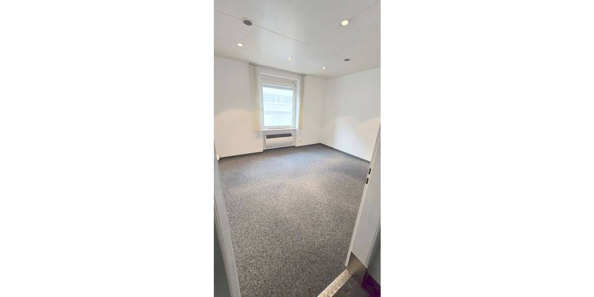 Gewerbeobjekt Stuttgart Ost - 380&euro; | Angebot:25992843