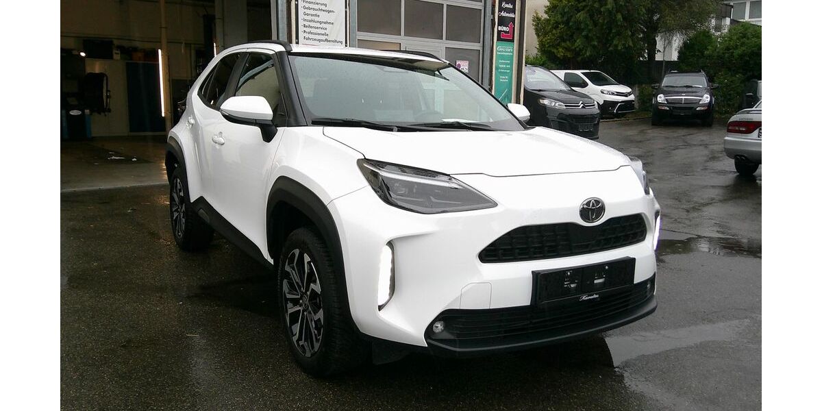 Toyota Yaris Cross 29.000 km 22.490 &euro; Sindelfingen 71065