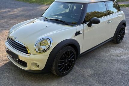 Mini ONE 118.000 km 6.250 &euro; Brackenheim 74336