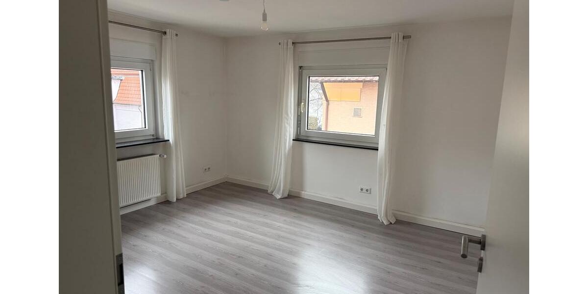 Etagenwohnung Ludwigsburg Hoheneck - 4 Zimmer, 84 m&sup2;, 299.000&euro; | Angebot:25778791
