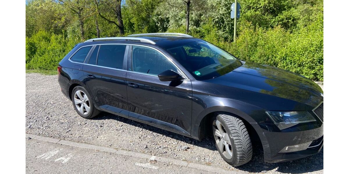 Skoda Superb 230.000 km 11.800 &euro; Leonberg 71229