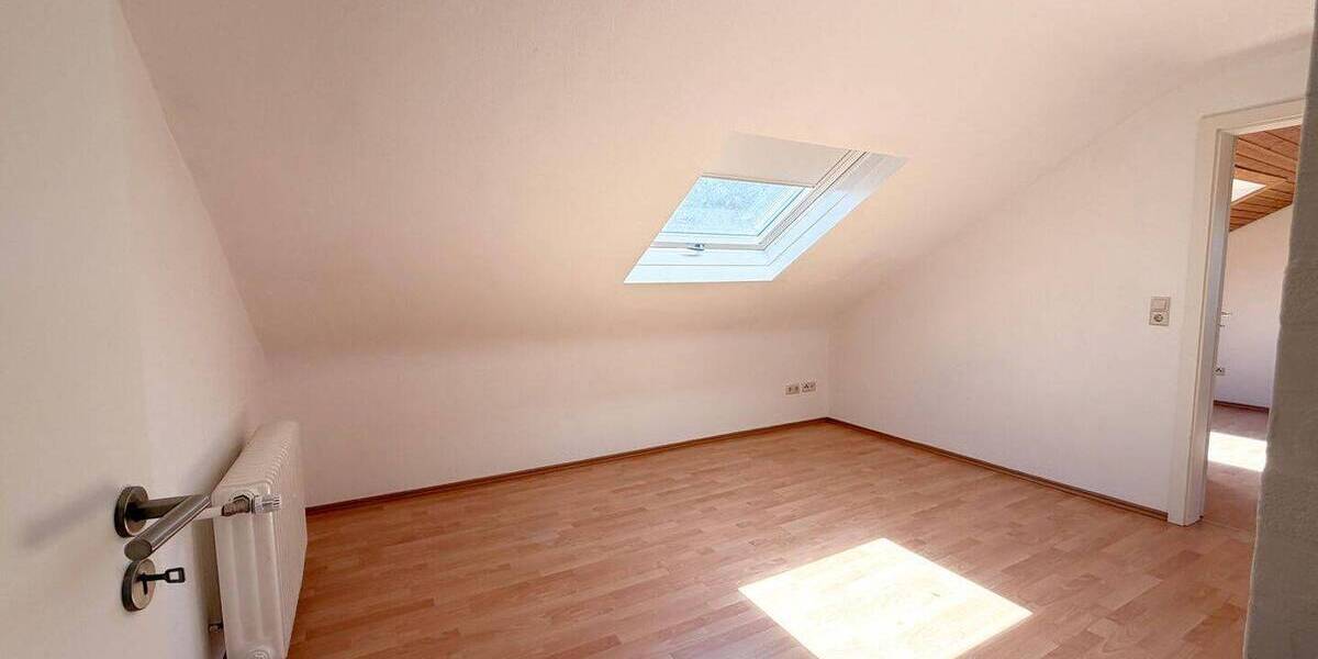 Etagenwohnung Leutenbach Nellmersbach - 3 Zimmer, 61 m&sup2;, 650&euro; | Angebot:26393561