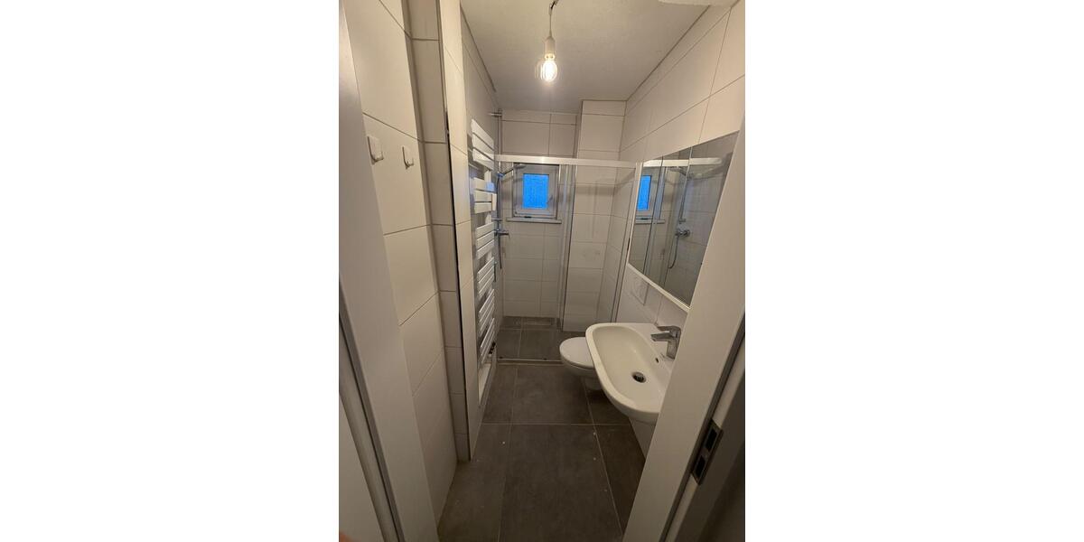 Etagenwohnung Backnang - 3 Zimmer, 65 m&sup2;, 1.300&euro; | Angebot:27569574