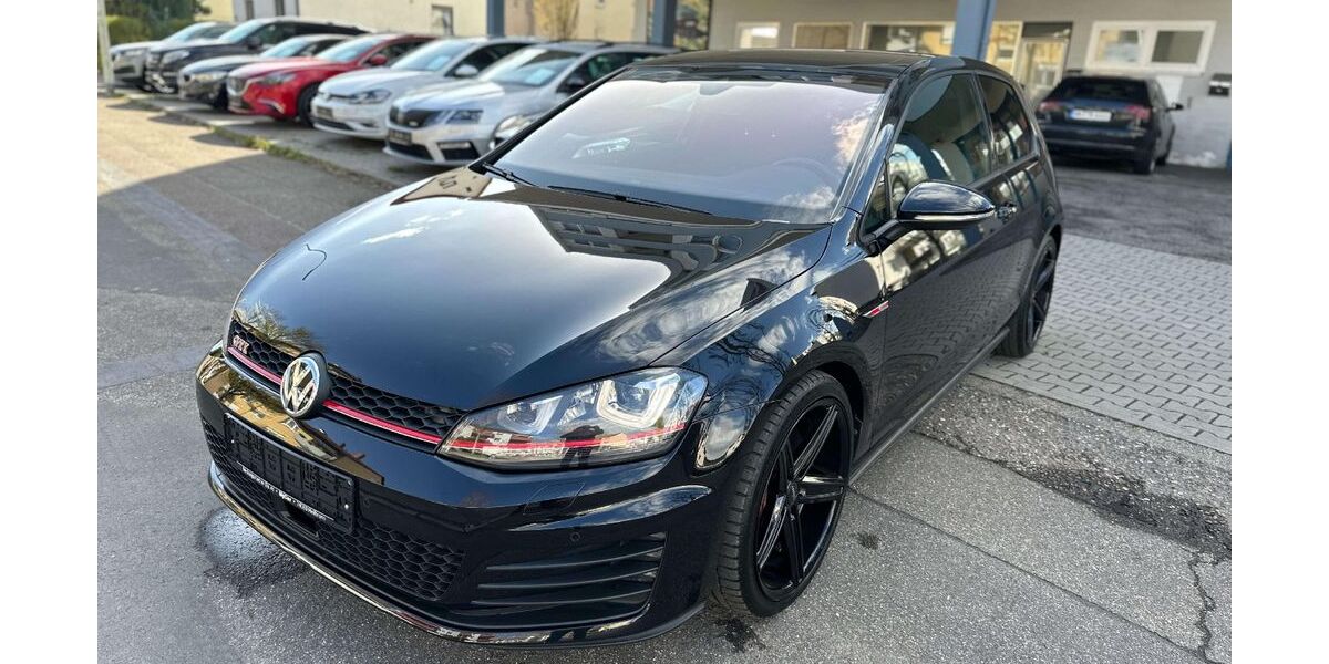 VW Golf 96.000 km 17.999 &euro; Heilbronn 74080