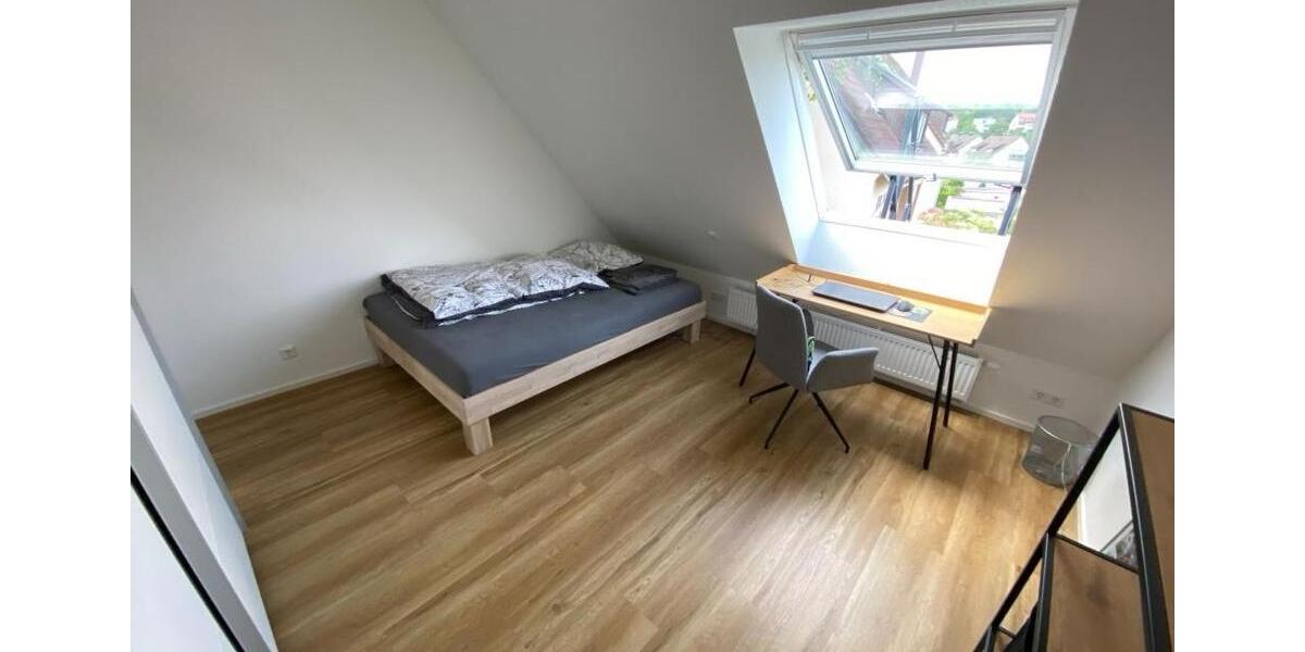Dachgeschoßwohnung Stuttgart Stuttgart-Ost - 3 Zimmer, 52 m&sup2;, 1.250&euro; | Angebot:25654060