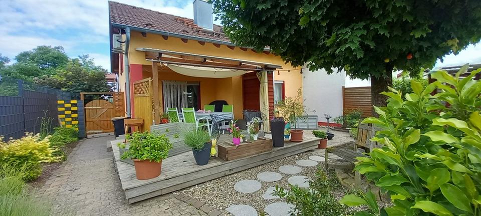Doppelhaushälfte Brackenheim - 3 Zimmer, 115 m&sup2;, 495.000&euro; | Angebot:26878670