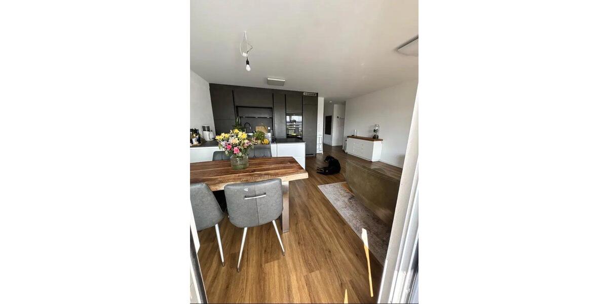 Etagenwohnung Heilbronn Böckingen - 4 Zimmer, 110 m&sup2;, 1.750&euro; | Angebot:25977701