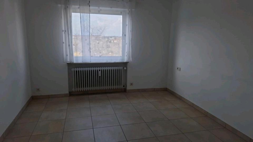 Etagenwohnung Stuttgart Neuwirtshaus - 4 Zimmer, 99 m&sup2;, 1.500&euro; | Angebot:25852591