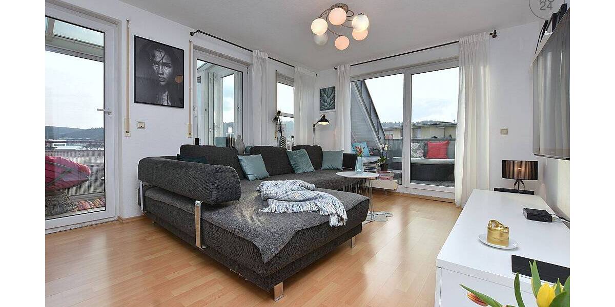 Etagenwohnung Stuttgart Untertürkheim - 2 Zimmer, 70 m&sup2;, 1.390&euro; | Angebot:26627287