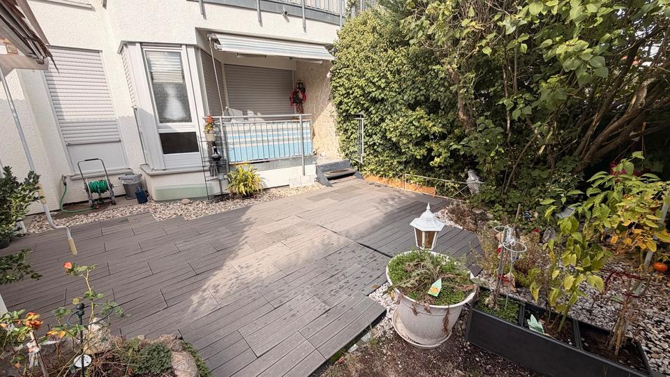 Etagenwohnung Böblingen Dagersheim - 3 Zimmer, 75 m&sup2;, 1.200&euro; | Angebot:27549974