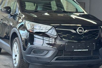 Opel Crossland (X) 63.700 km 12.990 &euro; Fellbach bei Stuttgart 70736