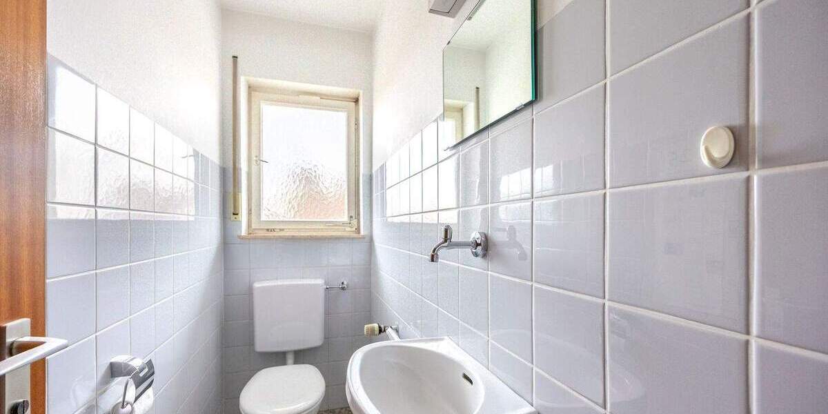 Etagenwohnung Marbach am Neckar Marbach - 3 Zimmer, 74 m&sup2;, 199.000&euro; | Angebot:25820620