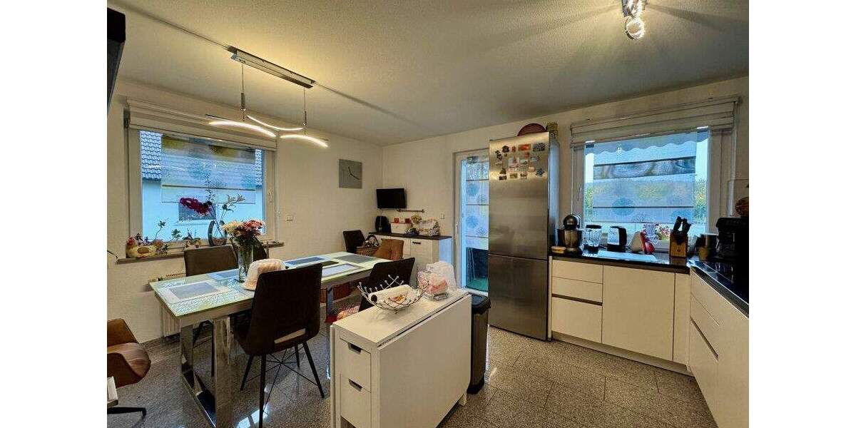 Mehrfamilienhaus, Wohnhaus Remseck am Neckar / Aldingen am Neckar Aldingen - 9 Zimmer, 225 m&sup2;, 778.000&euro; | Angebot:25695921