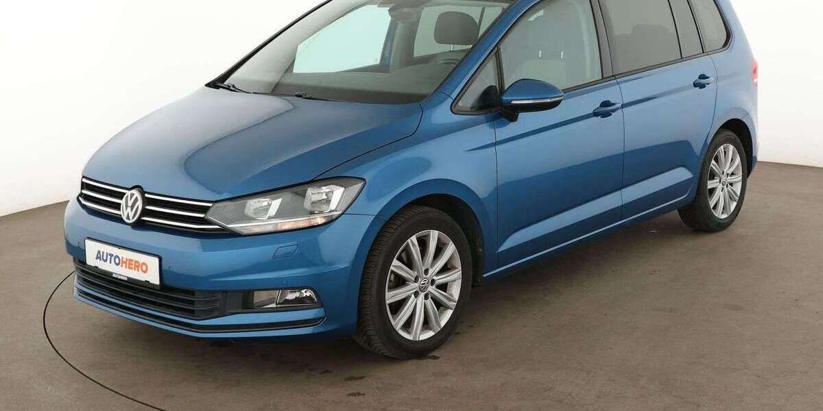 VW Touran 105.218 km 17.150 &euro; Stuttgart 70195