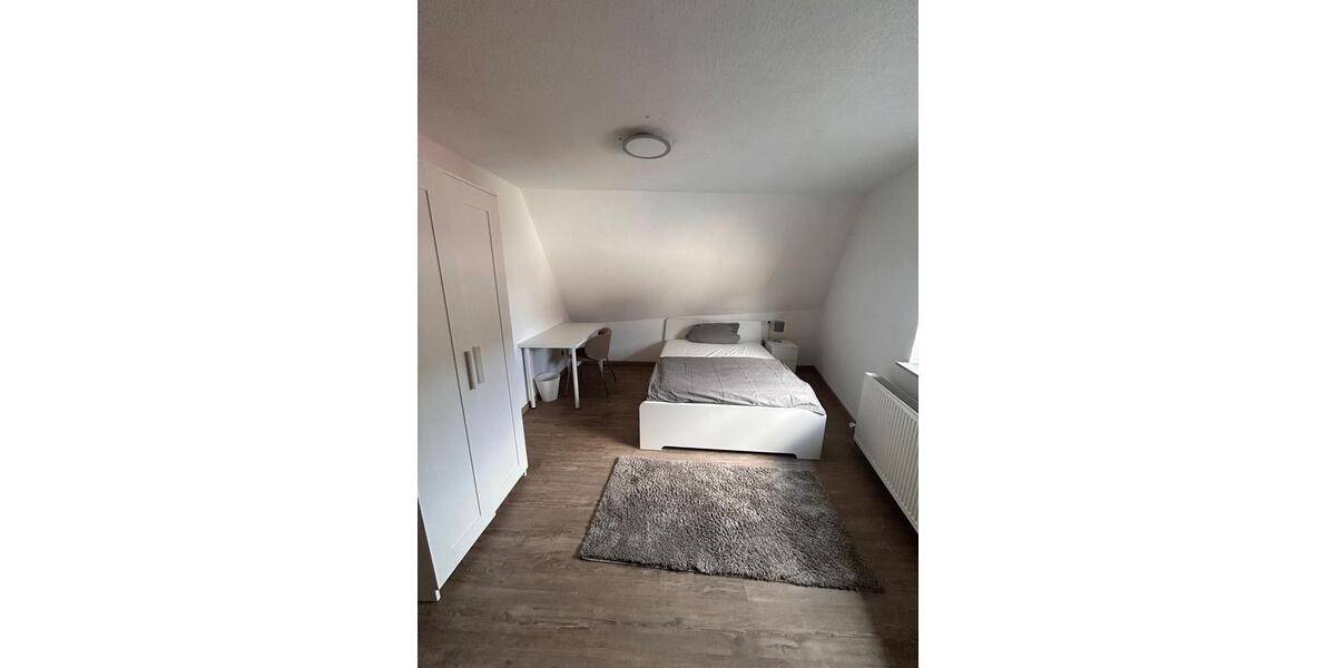 Etagenwohnung Heilbronn Horkheim - 5 Zimmer, 120 m&sup2;, 30&euro; | Angebot:24830903