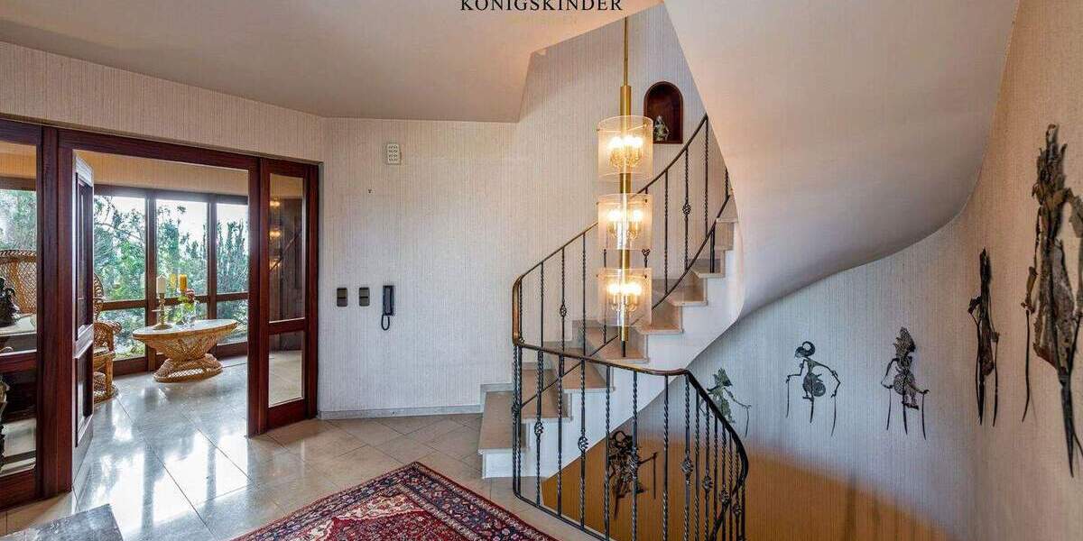 Einfamilienhaus Schorndorf - 7 Zimmer, 240 m&sup2;, 980.000&euro; | Angebot:25731507