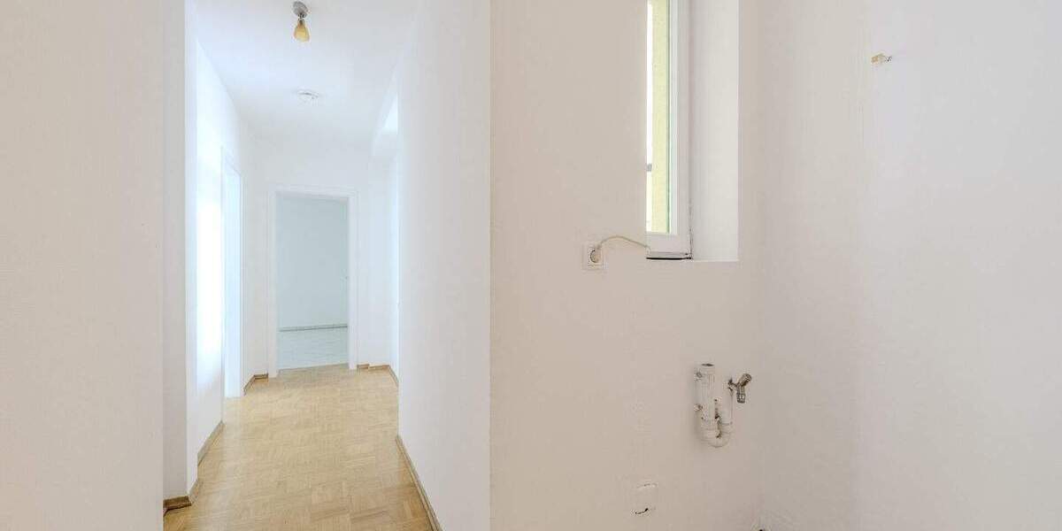Etagenwohnung Stuttgart-Mitte Mitte - 2 Zimmer, 66 m&sup2;, 269.000&euro; | Angebot:25704099