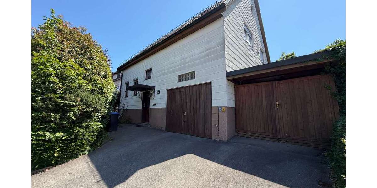 Einfamilienhaus Esslingen am Neckar Pliensauvorstadt - 7 Zimmer, 128 m&sup2;, 485.000&euro; | Angebot:26945102