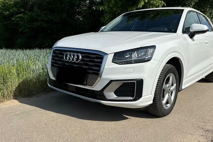 Audi Q2 113.374 km 14.400 &euro; Stuttgart 70499