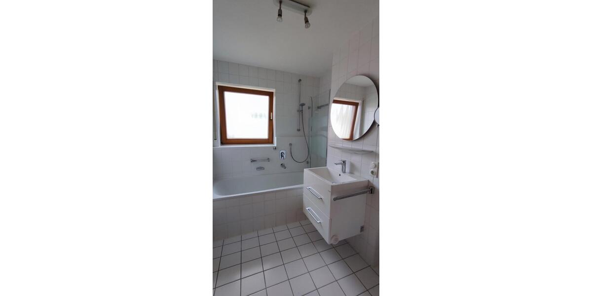 Etagenwohnung Möglingen - 2.5 Zimmer, 66 m&sup2;, 850&euro; | Angebot:27571548