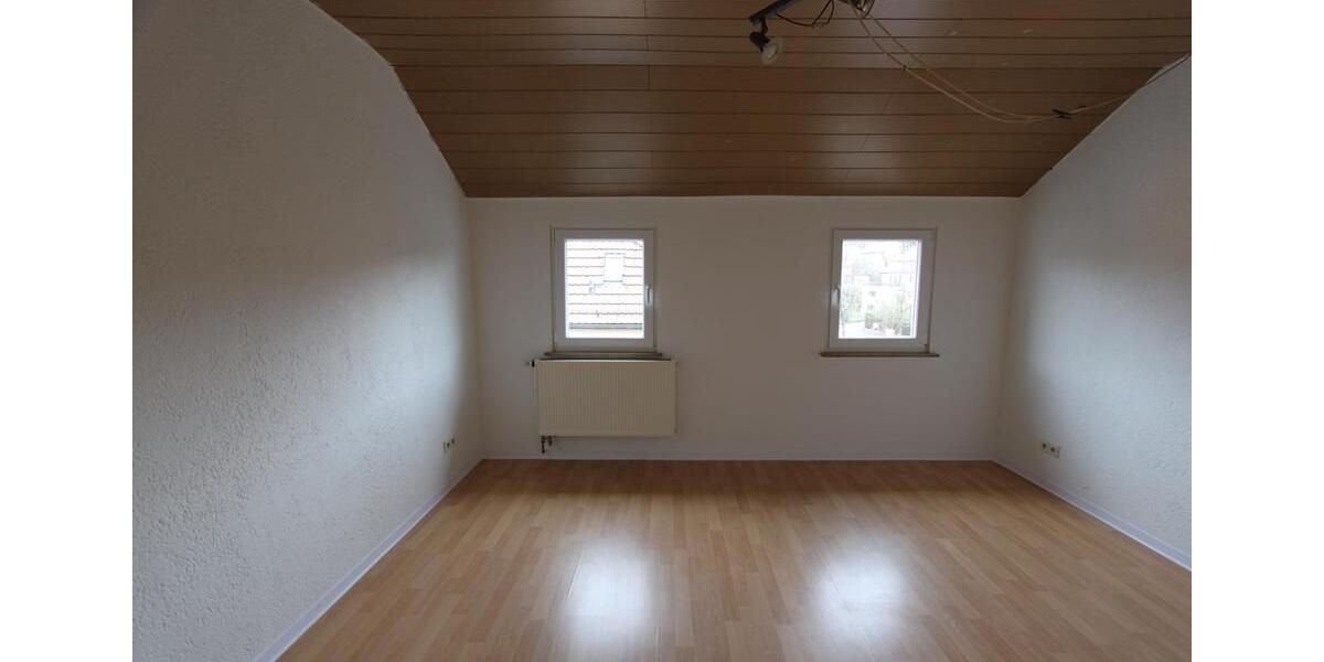 Dachgeschoßwohnung Heilbronn Böckingen - 2 Zimmer, 59 m&sup2;, 650&euro; | Angebot:26145759