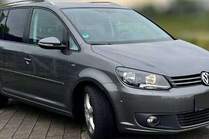 VW Touran 167.850 km 11.900 &euro; Stuttgart, Landeshauptstadt 70599