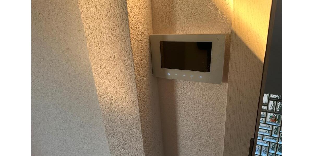 Dachgeschoßwohnung Neuhausen auf den Fildern - 3 Zimmer, 71 m&sup2;, 1.300&euro; | Angebot:27548763