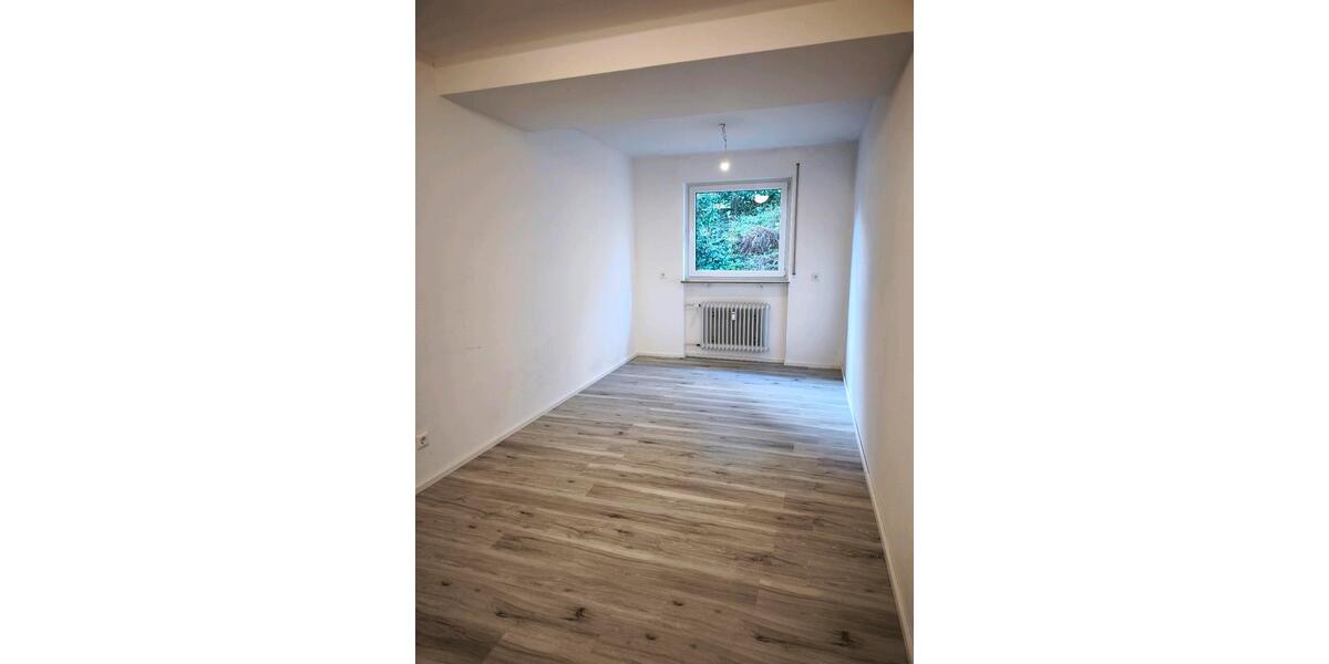 Erdgeschoßwohnung Schorndorf - 3 Zimmer, 80 m&sup2;, 285.000&euro; | Angebot:27166519
