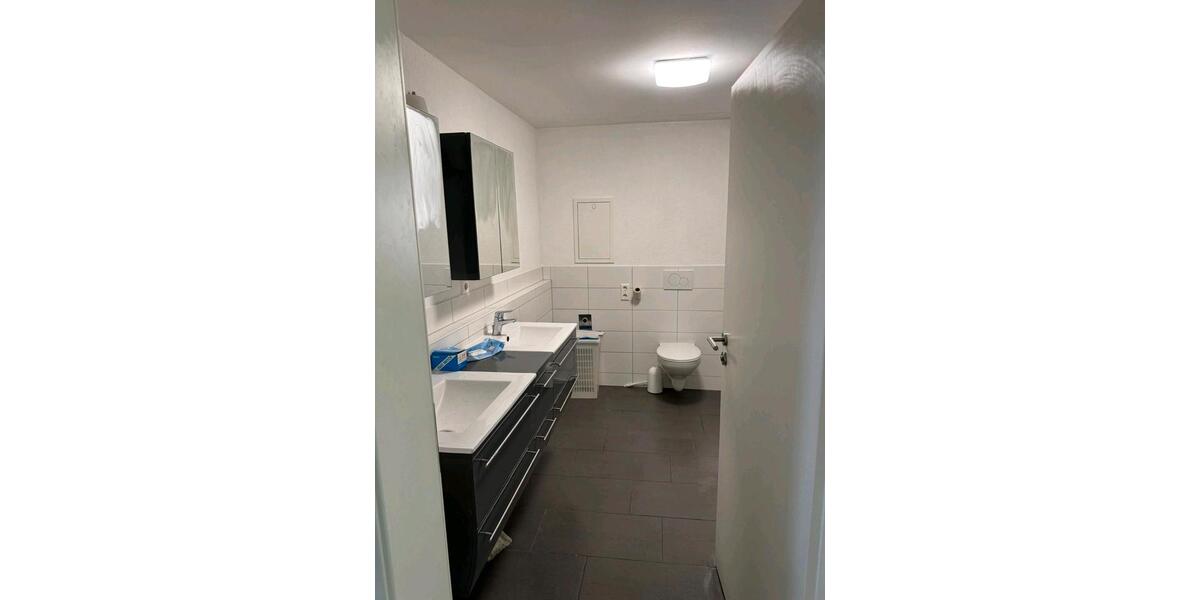 Etagenwohnung Schorndorf - 3 Zimmer, 67 m&sup2;, 1.300&euro; | Angebot:26343856