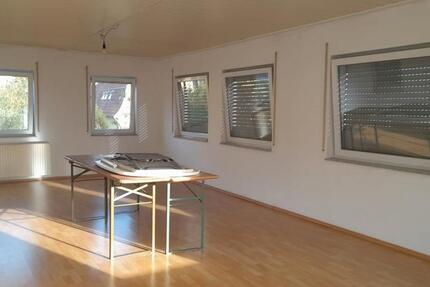 Wohnung Backnang - 4 Zimmer, 96 m&sup2;, 1.000&euro; | Angebot:27540403