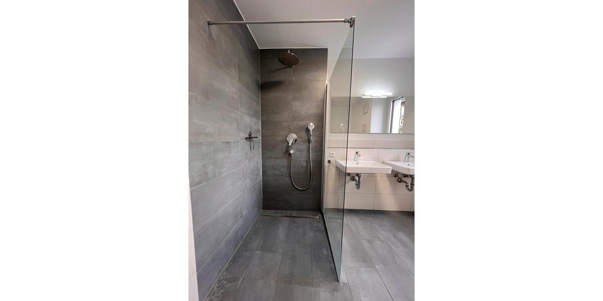 Etagenwohnung Mundelsheim - 4.5 Zimmer, 98 m&sup2;, 1.450&euro; | Angebot:27544882
