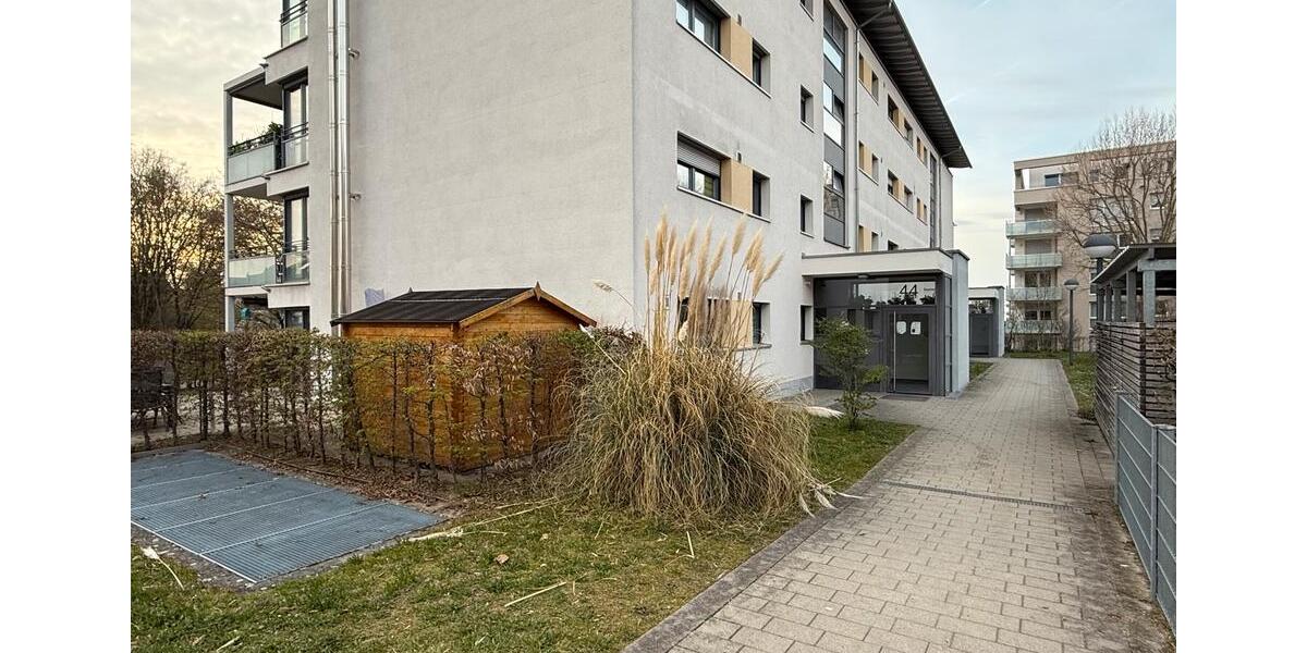 Erdgeschoßwohnung Stuttgart Stuttgart-West - 4 Zimmer, 108 m&sup2;, 611.000&euro; | Angebot:25993980