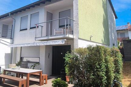 Haus Leonberg - 4.5 Zimmer, 112 m&sup2;, 626.000&euro; | Angebot:26985885