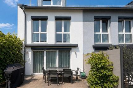 Haus Rutesheim - 6 Zimmer, 146 m&sup2;, 799.000&euro; | Angebot:27200399