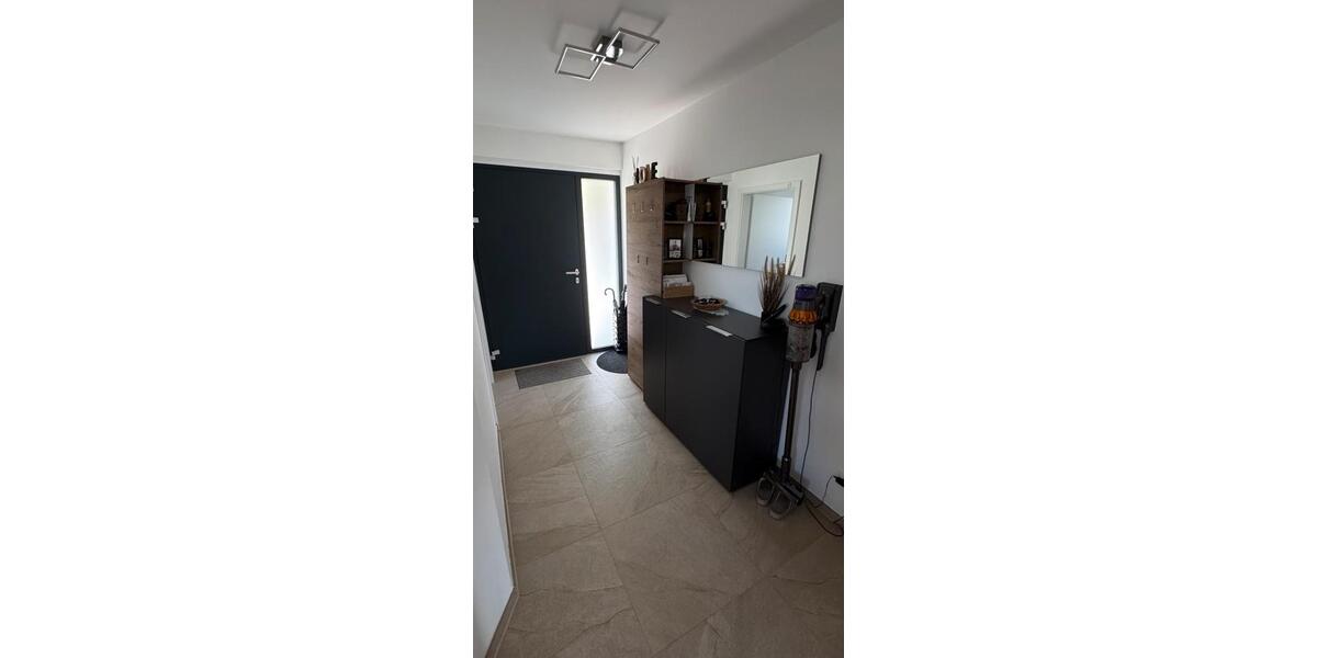 Doppelhaushälfte Sachsenheim - 5 Zimmer, 95 m&sup2;, 605.000&euro; | Angebot:27217684