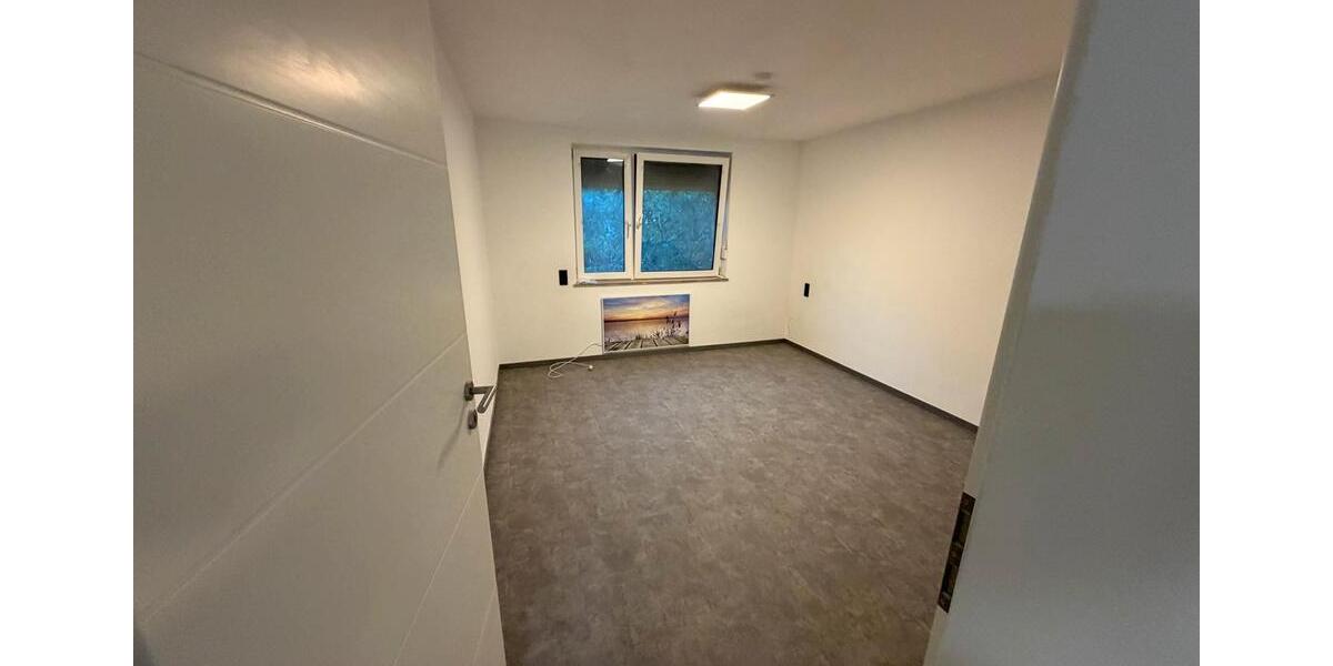 Erdgeschoßwohnung Leonberg - 3 Zimmer, 56 m&sup2;, 1.175&euro; | Angebot:27581809