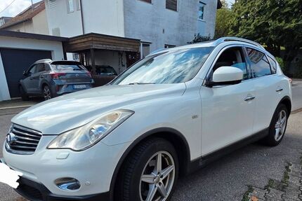 INFINITI EX30 140.000 km 10.000 &euro; Esslingen 73732