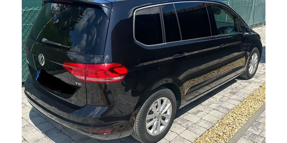 VW Touran 87.000 km 19.600 &euro; Wüstenrot 71543