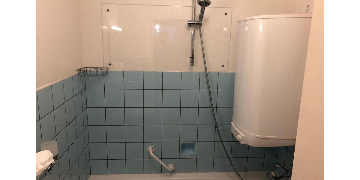 Dachgeschoßwohnung Esslingen am Neckar Brühl - 2 Zimmer, 37 m&sup2;, 152.000&euro; | Angebot:25027231