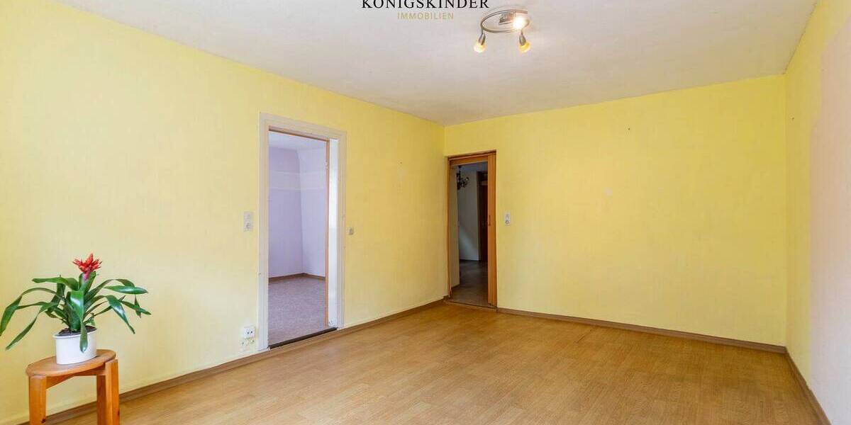 Mehrfamilienhaus, Wohnhaus Hessigheim - 6 Zimmer, 133 m&sup2;, 325.000&euro; | Angebot:25671690