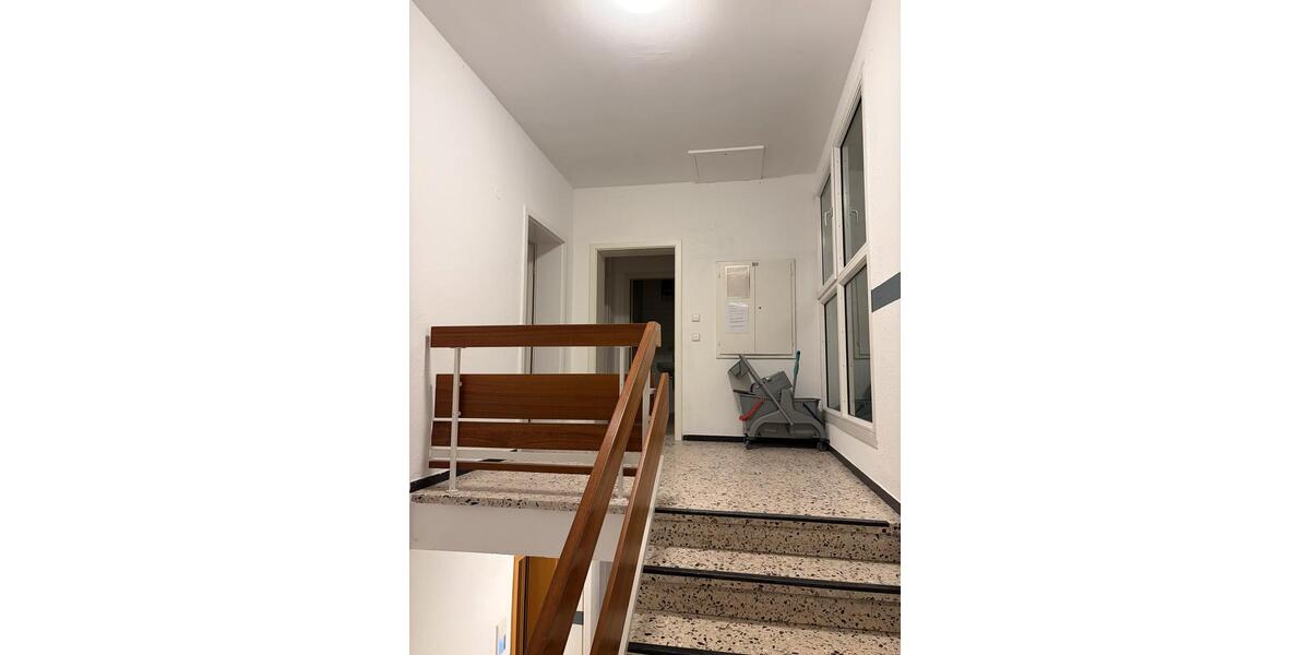 Etagenwohnung Stuttgart Mühlhausen - 1 Zimmer, 32 m&sup2;, 850&euro; | Angebot:25105291
