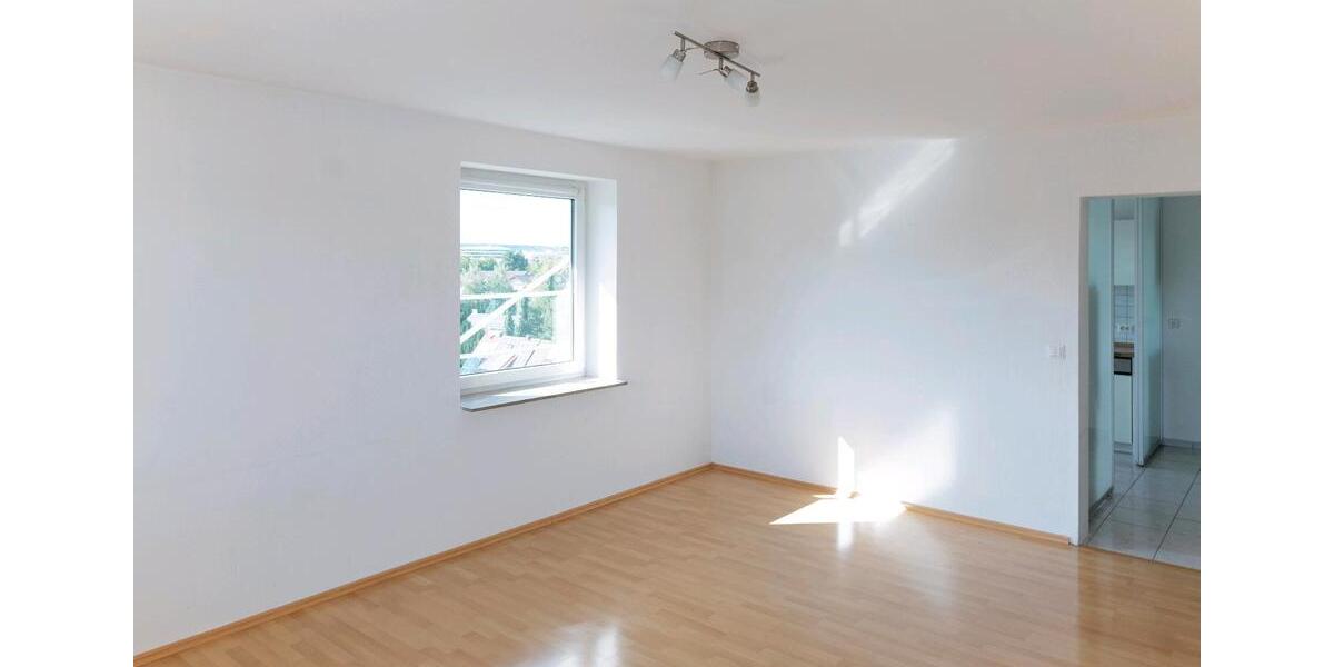 Etagenwohnung Leonberg - 3.5 Zimmer, 87 m&sup2;, 249.000&euro; | Angebot:23448959