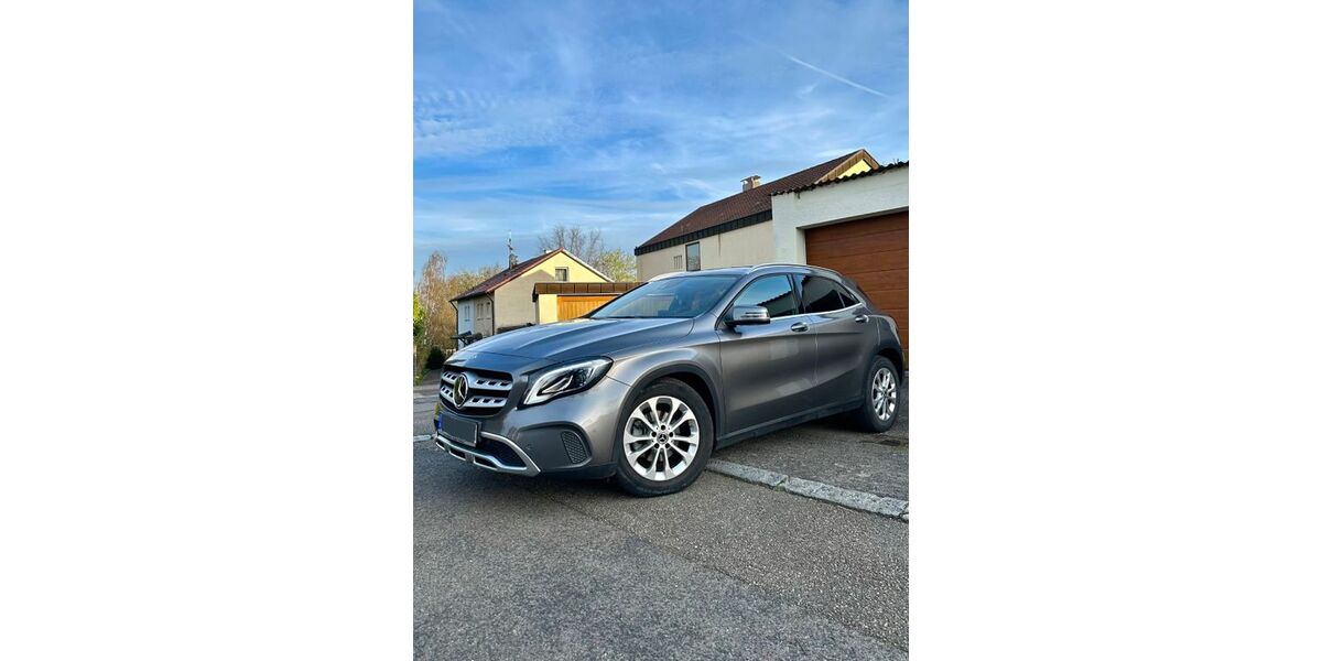 Mercedes-Benz GLA 220 58.000 km 22.900 &euro; Heilbronn 74078