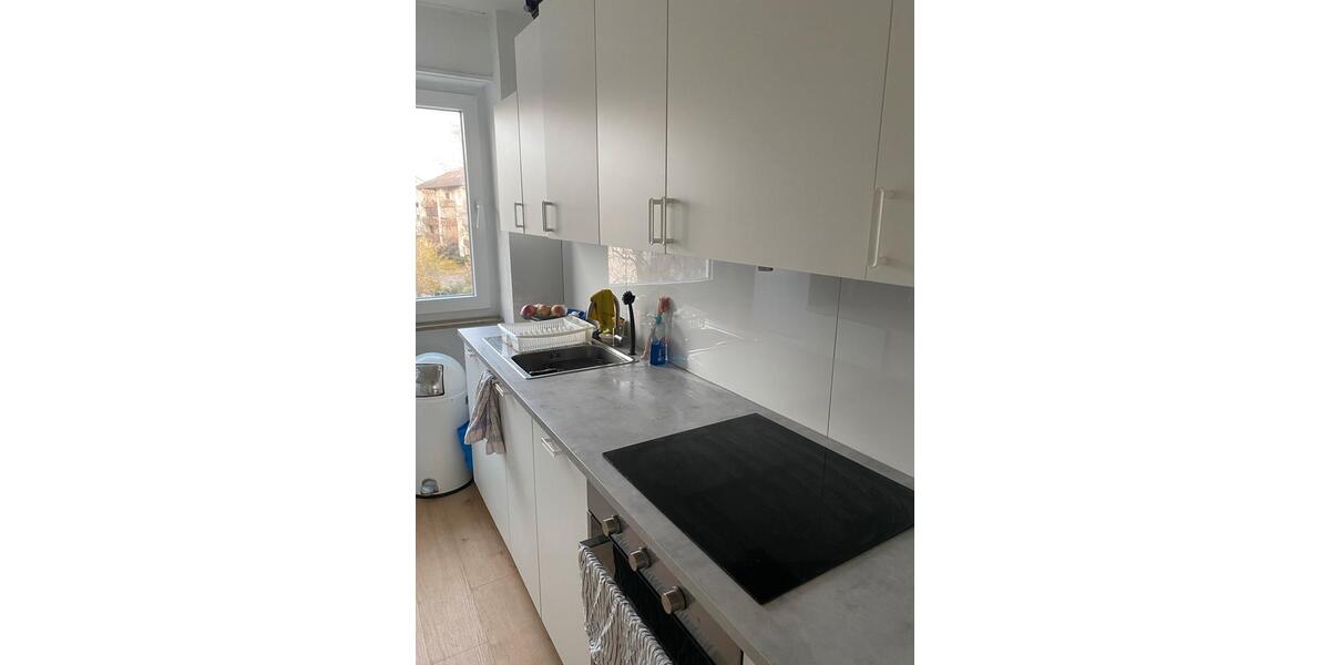 Etagenwohnung Kornwestheim - 2.5 Zimmer, 88 m&sup2;, 1.290&euro; | Angebot:25611452