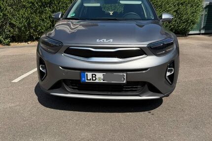 Kia Stonic 7.624 km 20.490 &euro; Bietigheim-Bissingen 74321