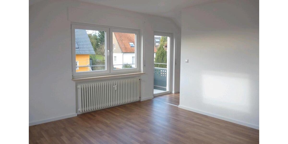 Dachgeschoßwohnung Backnang - 3 Zimmer, 68 m&sup2;, 249.000&euro; | Angebot:27261720