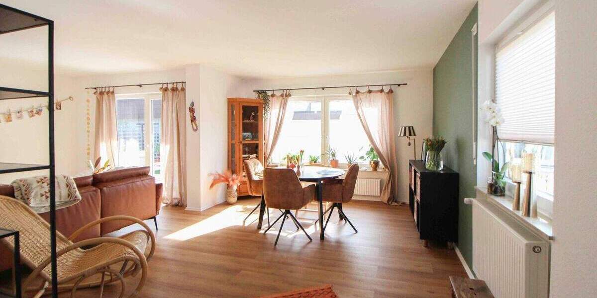 Mehrfamilienhaus, Wohnhaus Wolfschlugen - 5 Zimmer, 160 m&sup2;, 779.000&euro; | Angebot:25714538